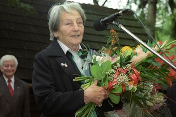 Pietní akt paní Dany Zátopkové Pietní akt paní Dany Zátopkové