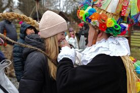Masopust na Veselém Kopci v podání vesnické skupiny ze Studnice, 2024. Foto: Pavel Bulena, Muzeum v přírodě Vysočina