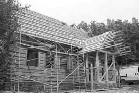 6_Valašská dědina, stavba školy, 2007 / The Wallachian Village, construction of the school, 2007