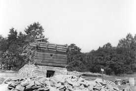 4_Valašská dědina, stavba komory, roubení srubu, 1964 / The Wallachian Village, construction of the storage house, timbering, 1964