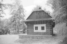 9_Mlýnská dolina, dům z Trojanovic po dostavbě, 2009 / Water Mill Valley, the completed house from Trojanovice, 2009