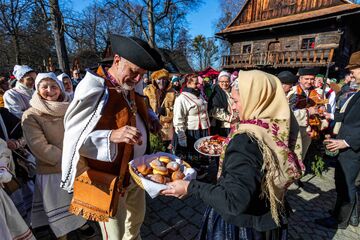 Fašankové zvyky, muzika a vůně zabijačkových specialit ve Valašském muzeu v přírodě