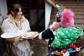 Masopust na Veselém Kopci v podání vesnické skupiny ze Studnice, 2024. Foto: Pavel Bulena, Muzeum v přírodě Vysočina