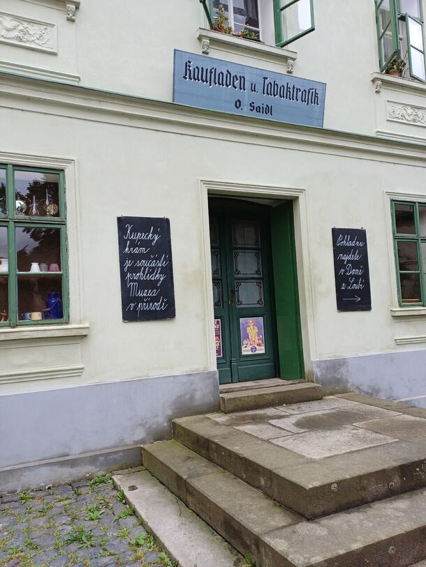 Uzavřen Kupecký krám