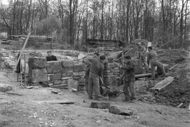 6_Valašská dědina, stavba kamenného sklepa, 1968 / The Wallachian Village, construction of the stone cellar, 1968