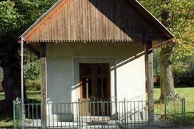 1_Kaple ve Valašské Bystřici – Na Rovni, 2004 / The chapel in Valašská Bystřice – Na Rovni, 2004