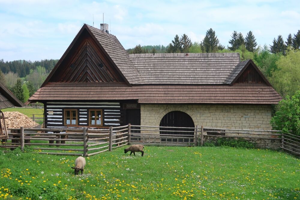 Omezení provozu Hospody Na Vejměnku na Veselém Kopci
