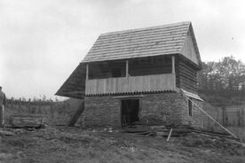 7_Valašská dědina, kovárna před dokončením, 1968 / The Wallachian Village, the smithy before completion, 1968