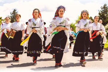 Folklórný súbor Váh z Púchova