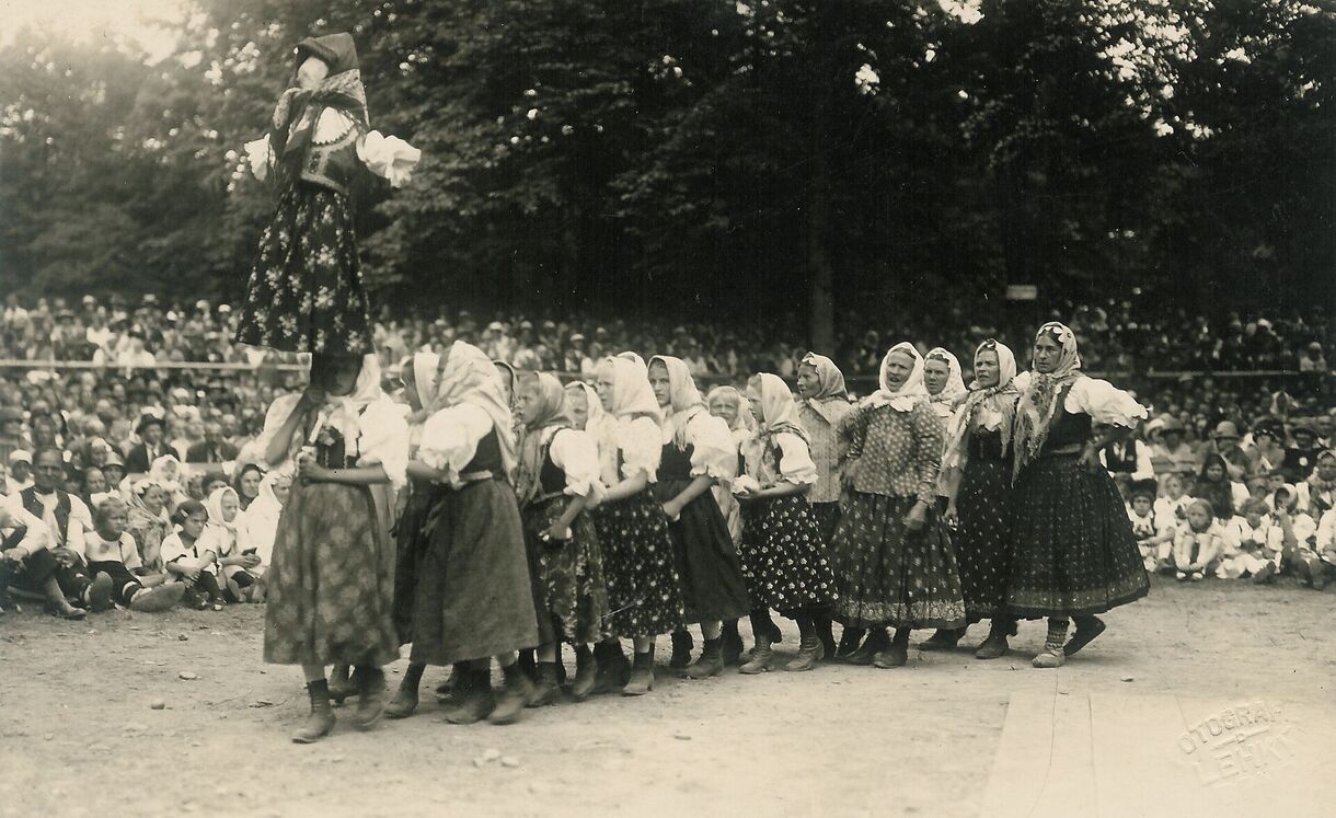 Vynášení mařeny,  Valašský rok 1925