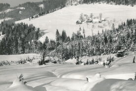 1_ Velké Karlovice, údolí Miloňov, nedat. / Velké Karlovice, Miloňov Valley, undated