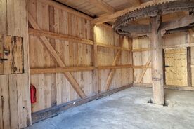 Muzeum v přírodě Zubrnice, stodola ze Zadní Lhoty