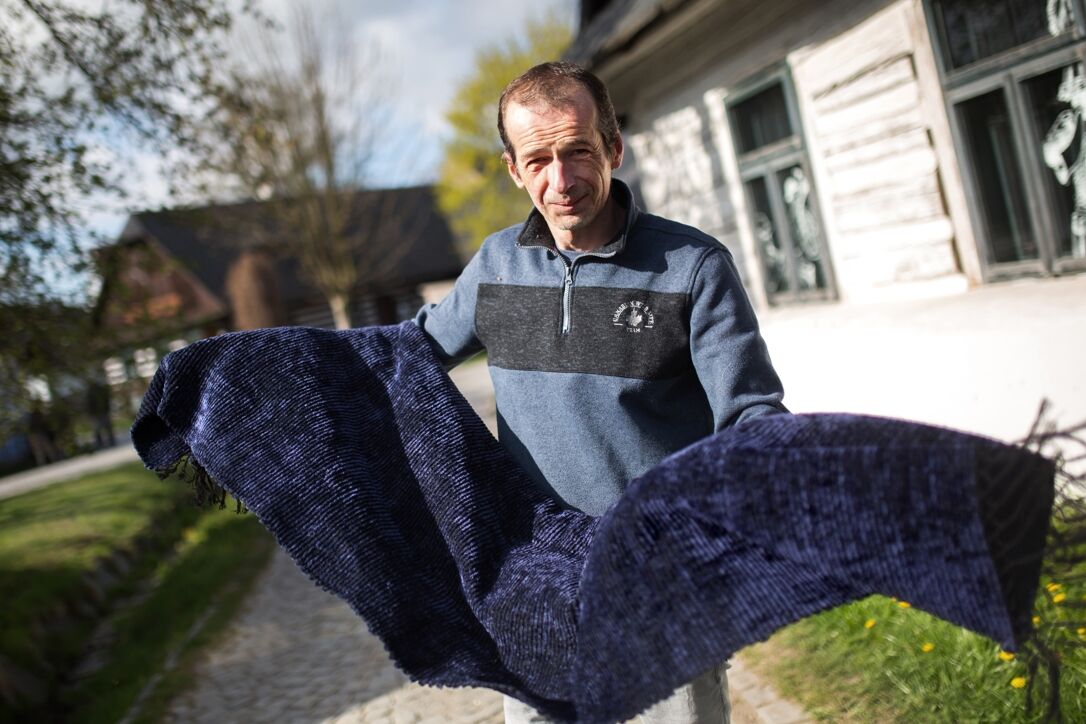 Tkadlec Josef Fidler. Foto: Tomáš Kubelka, Čarokraj