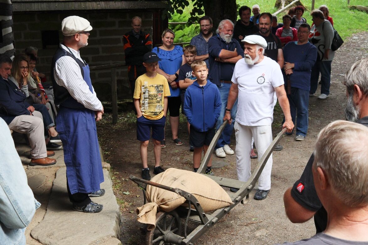 Z programu věnovanému mletí obilí, 2022. Foto: Pavel Bulena, Muzeum v přírodě Vysočina