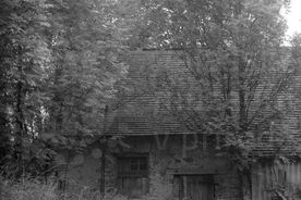 3_ Zadní kamenná stěna mlýna ve Velkých Karlovicích, 1971 / The back stone wall of the mill in Velké Karlovice, 1971