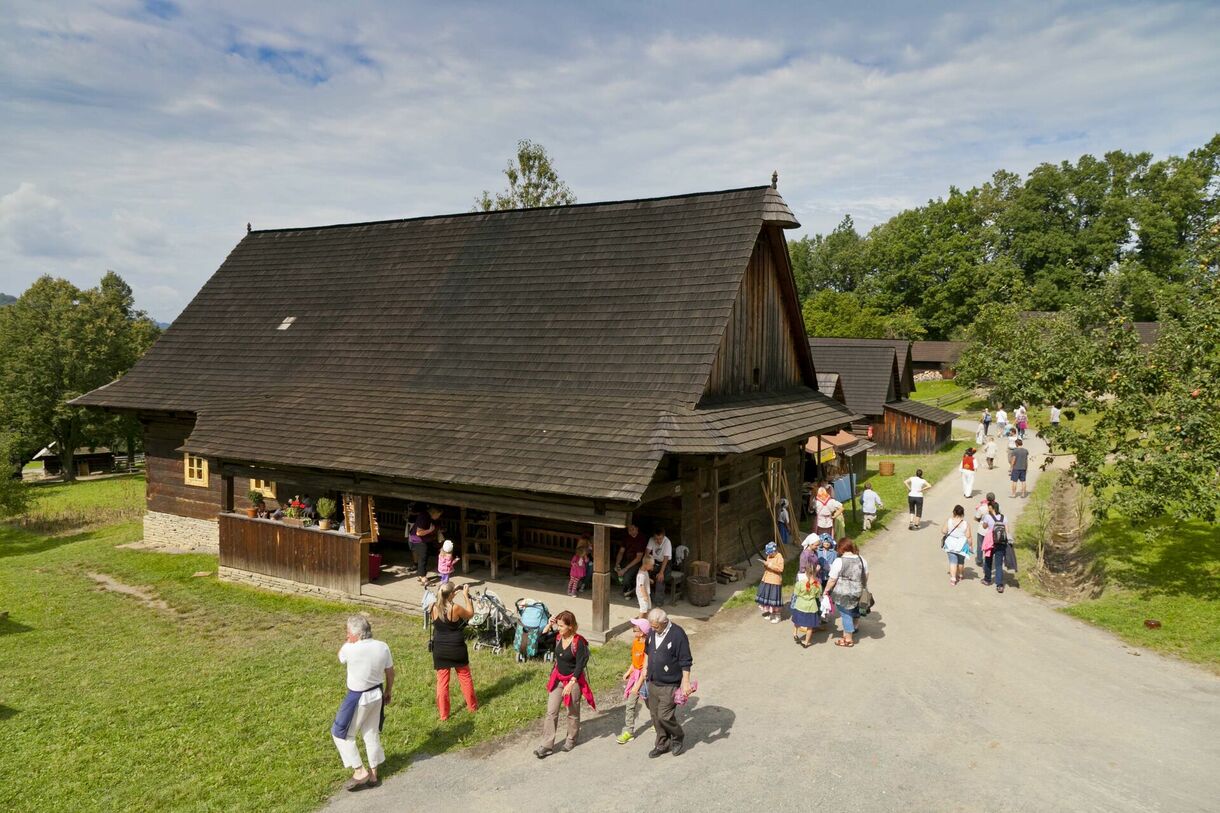 Mapa parkování v Rožnově pod Radhoštěm 