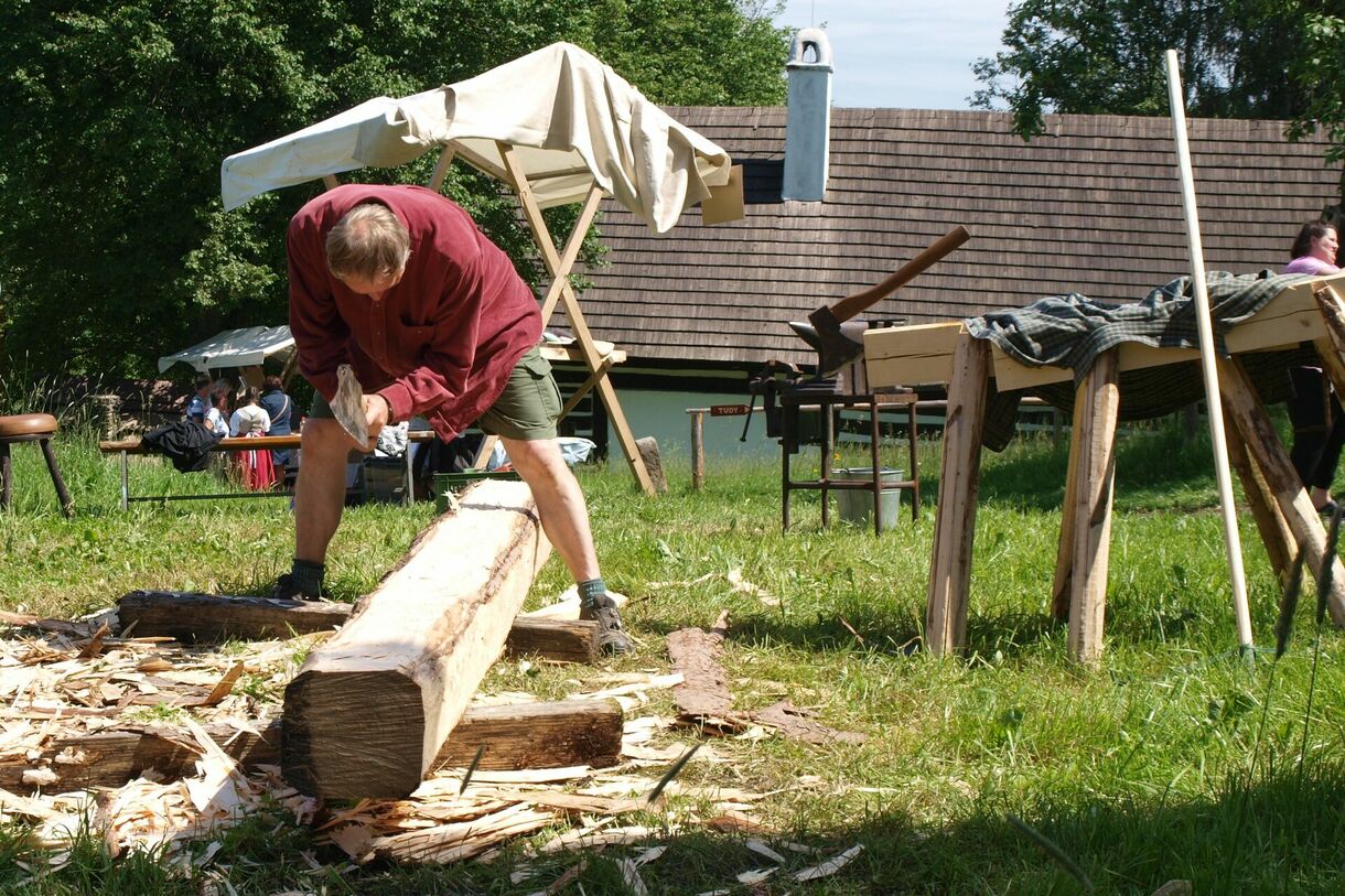 Zrušení programu Bramborová sobota a rozšíření nedělního programu Den architektury